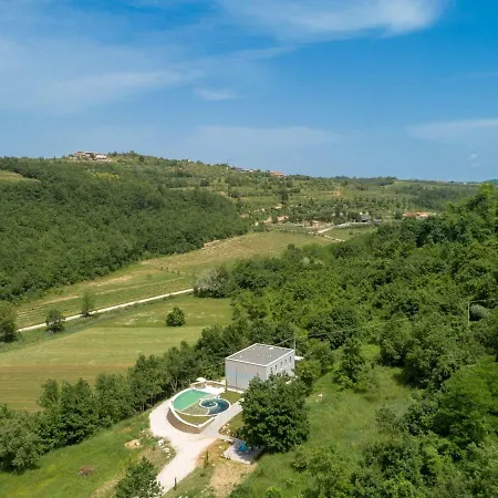 Spacious Holiday In With Swimming Pond
